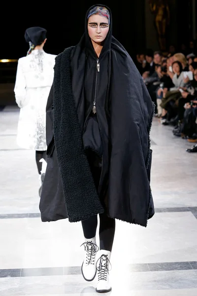 Look 31